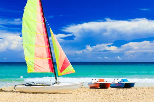 Miami Hobie Cat Boat Rental