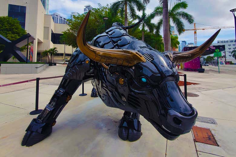 See the iconic Miami Bull