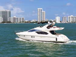 Touring Miami by boat